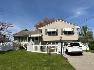 28 Evergreen Rd, Stratford, NJ 08084
