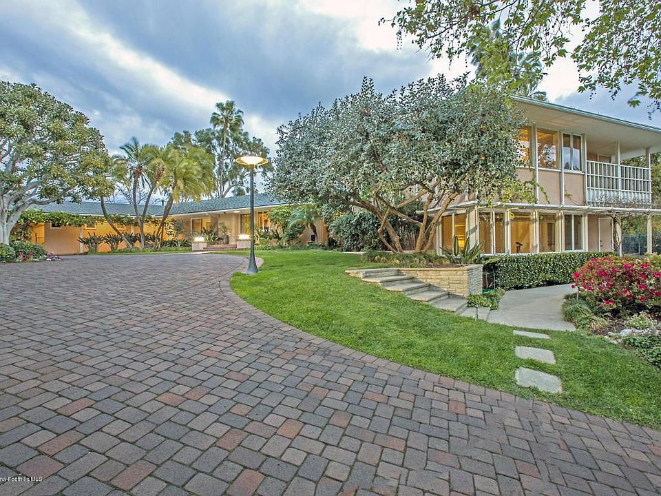 1st image of 1001 Holly Vista Dr