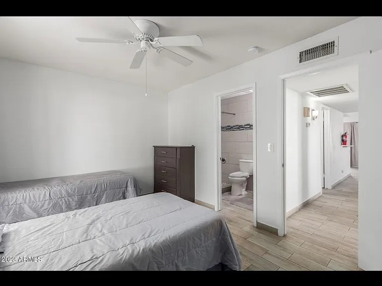 2133 W Turney Ave #A86 — Photo 5