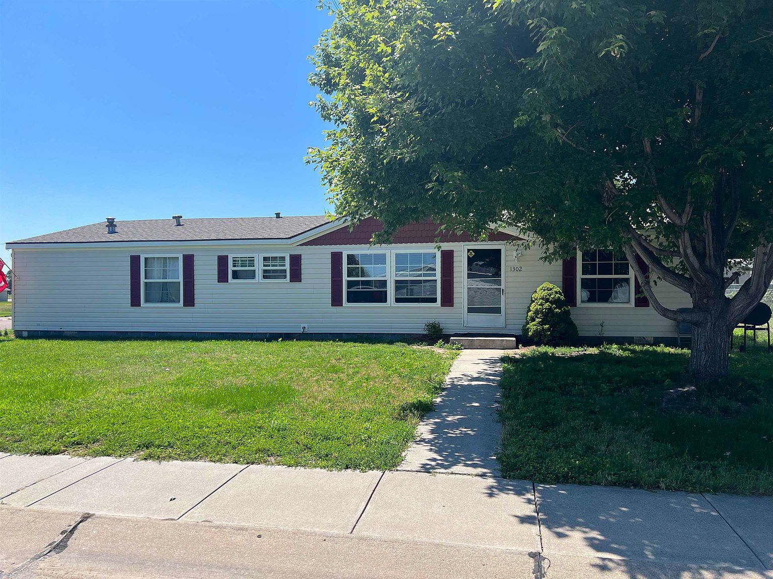 1302 Bridle Dr, North Platte, NE 69101 Zillow