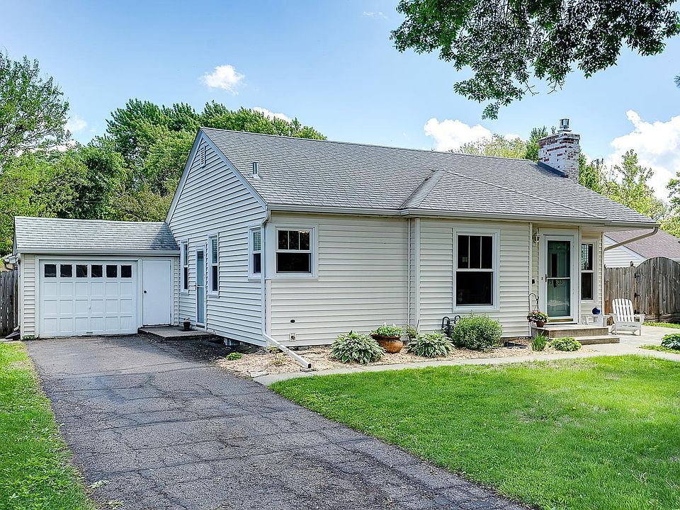 1st image of 7533 Harriet Ave