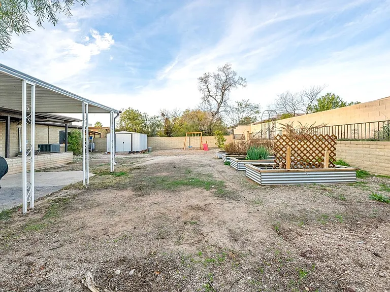 2191 S Sunburst Dr — Photo 14