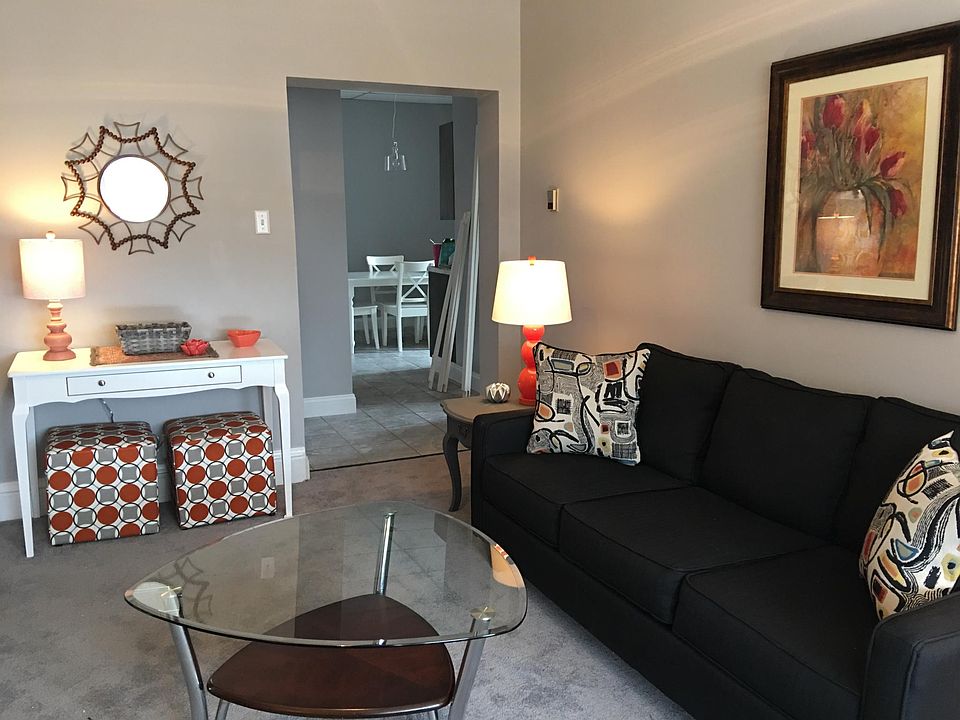 2nd image of 1665 Broadway Ave APT 3A