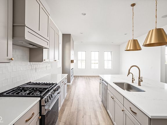 7th image of this home
