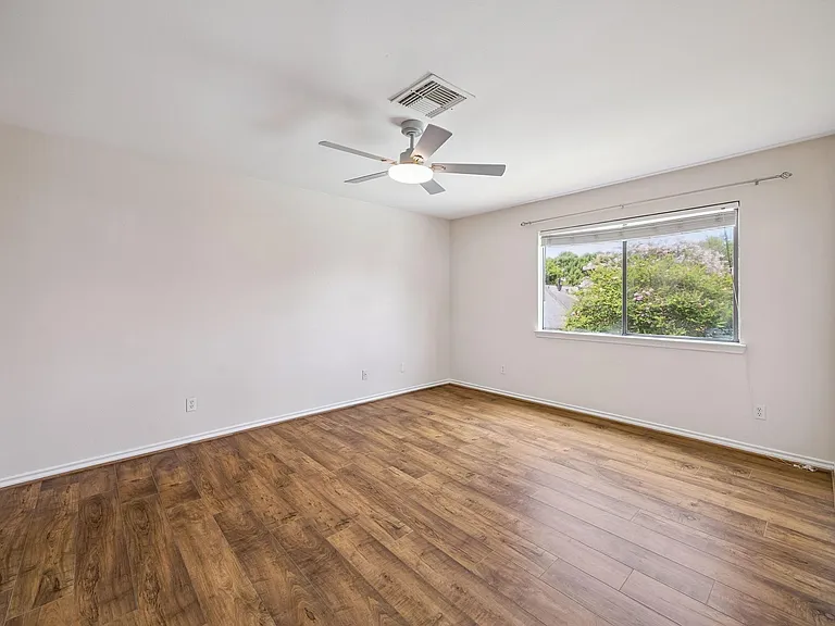 10314 Olympia Dr — Photo 15