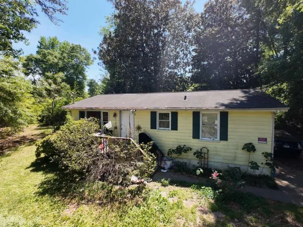 2313 Poplar Ave, Morrow, GA 30260