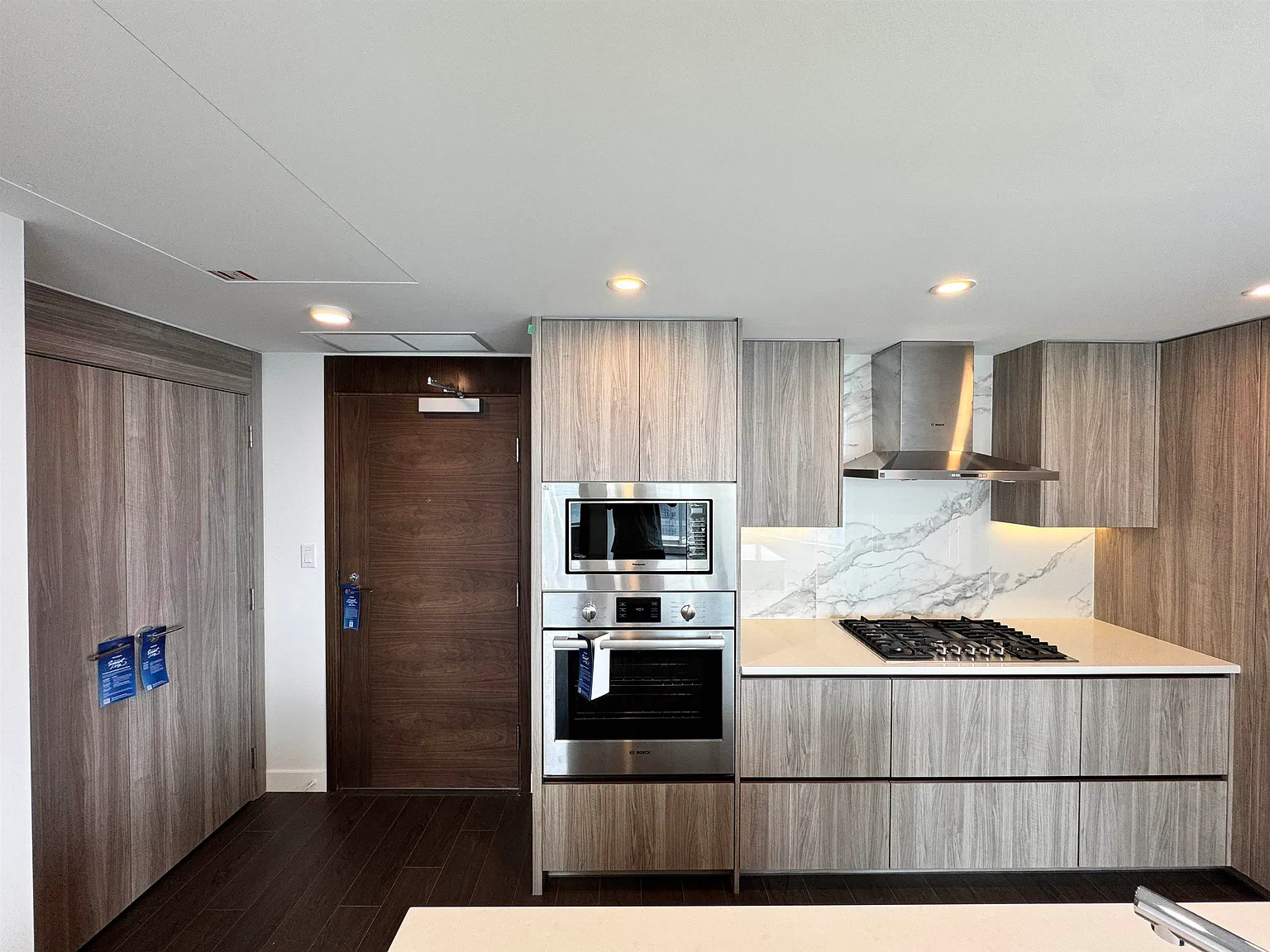 1 bed, 566 sqft, $2,000 — Photo 1