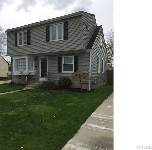 1st image of 210 Cass Ave