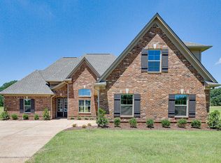 3083 Ross Meadows Ln, Olive Branch, MS 38654