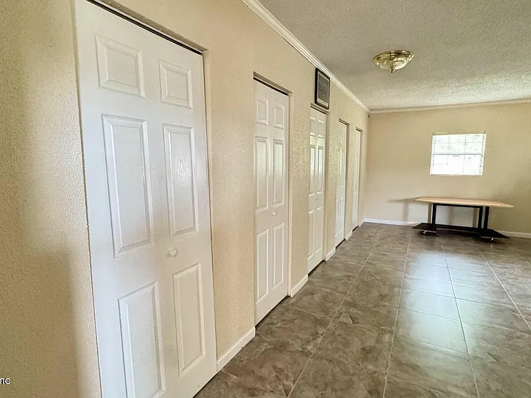 5557 Floral Ave — Photo 9