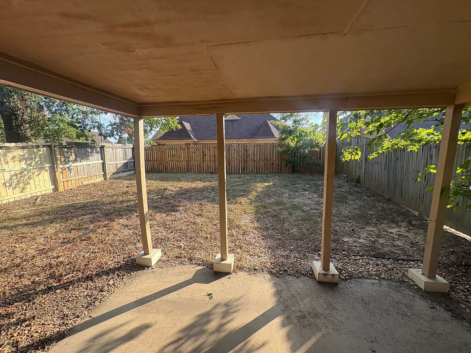 Charming 2-Bedroom, 2-Bathroom Town Home! — Photo 2