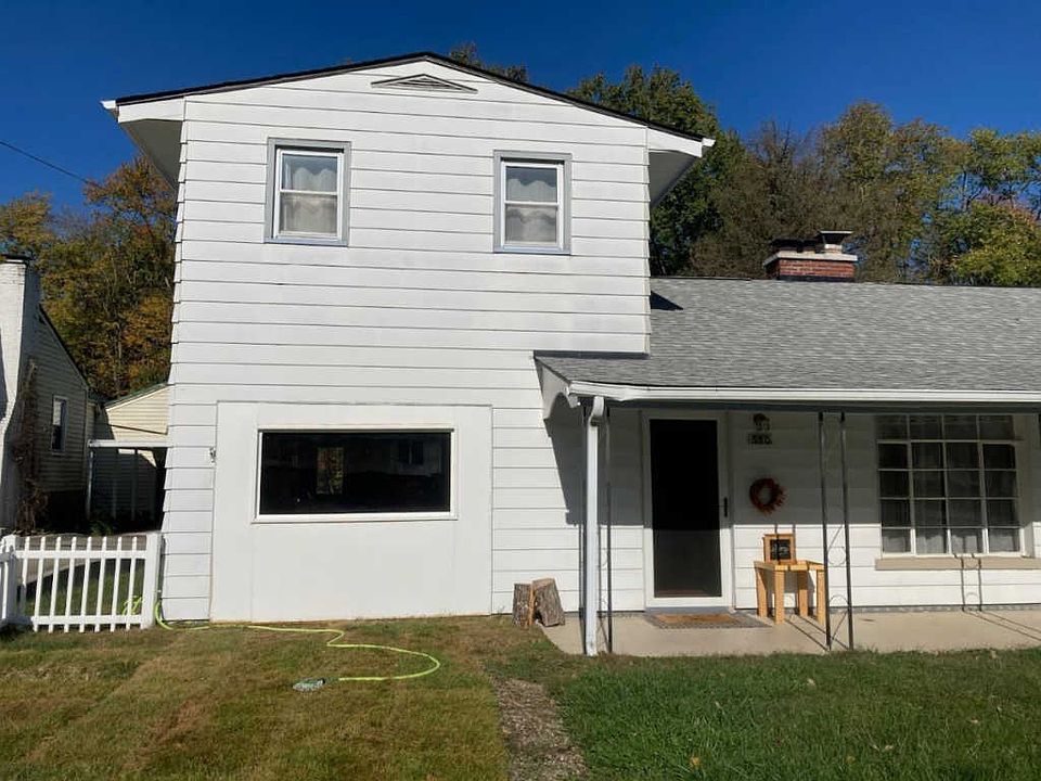1st image of 350 Cedar Dr
