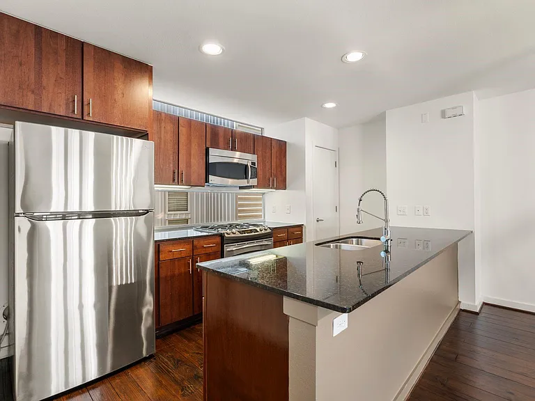 349 Sydnor St — Photo 11