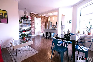 Rented by Link NY Realty