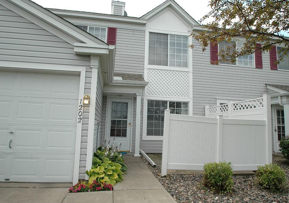 1st image of 1929 Southcross Dr #1202