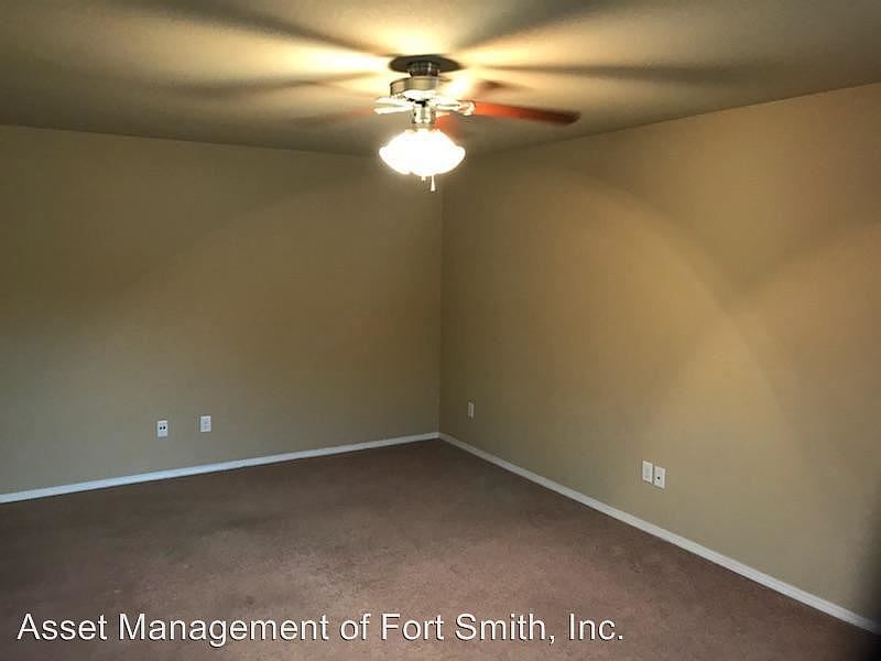2nd image of 2315 S 28th St