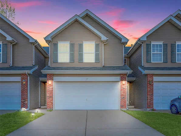 19 Somerset Terrace Ct, Saint Louis, MO 63136