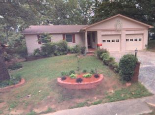 2004 Osage Dr, N Little Rock, AR 72116