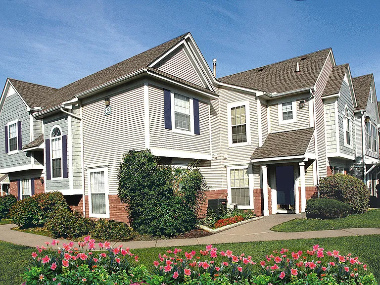 Westbury Village Townhomes — Photo 13