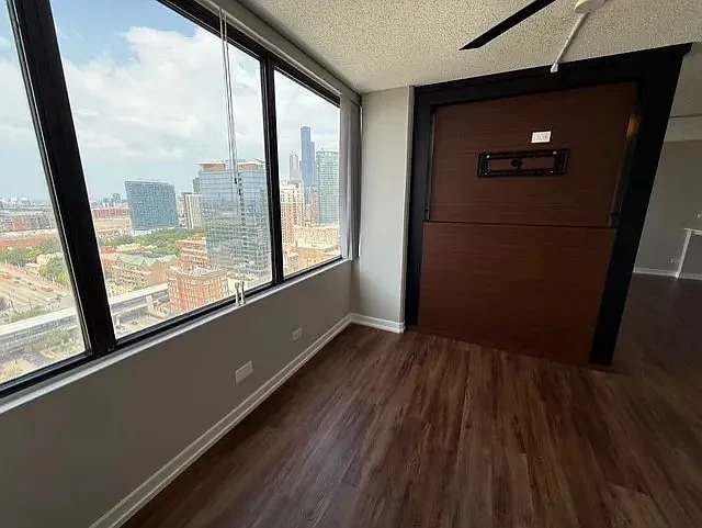 Studio, 1.0 bath, 575 sqft, $2,449 — Photo 4