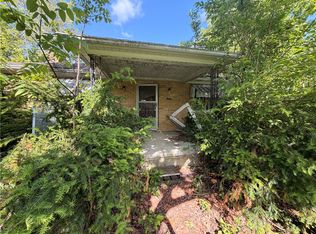 1237 S Diamond Mill Rd, New Lebanon, OH 45345