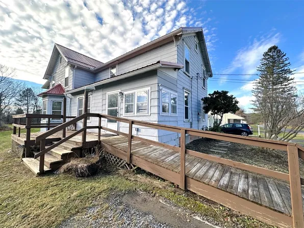 9 Groton Ave, Freeville, NY 13068
