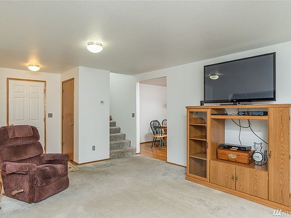 4th image of 3347 Woodard Green Dr NE