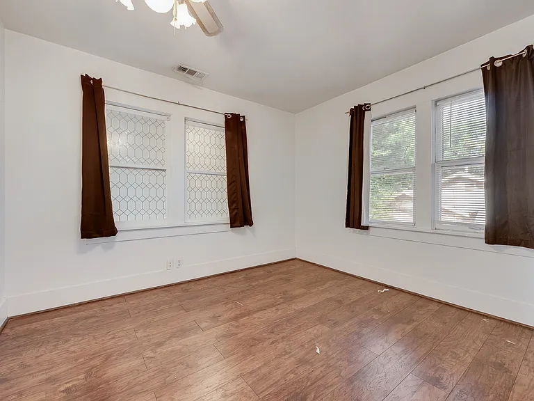 1709 Clover Ln #2 — Photo 11