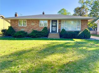 10839 Tiffany Ln, Parma Heights, OH 44130