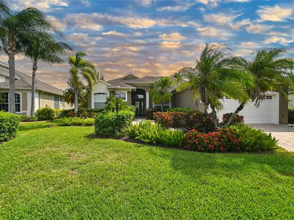 7611 Charleston St, Bradenton, FL 34201