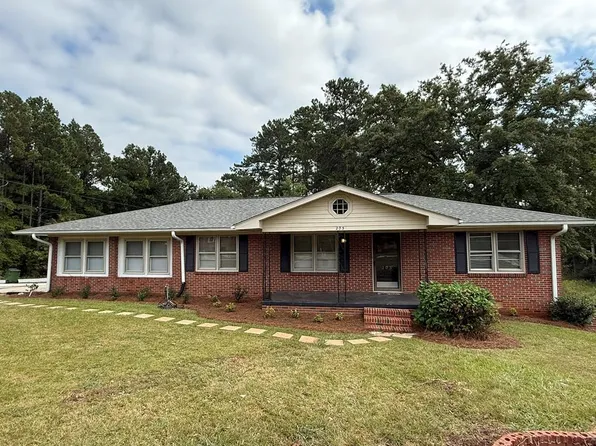 203 5th Ave, Mc Cormick, SC 29835