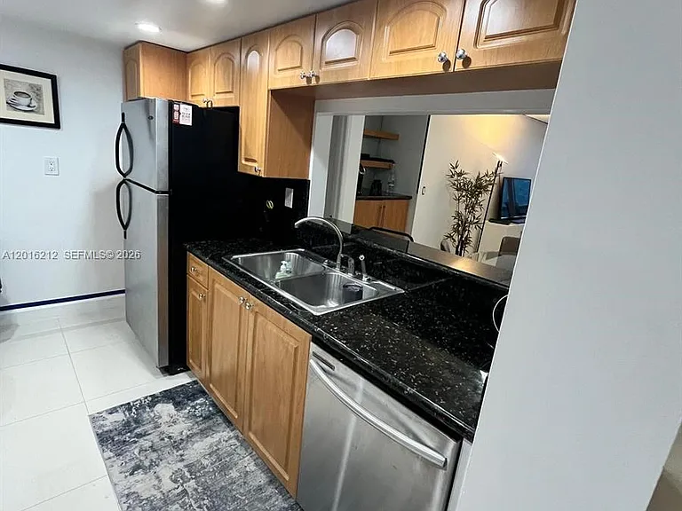 1717 N Bayshore Dr #A-2453 — Photo 11