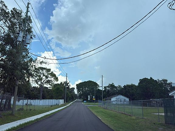4th image of 7208 Johnson Rd