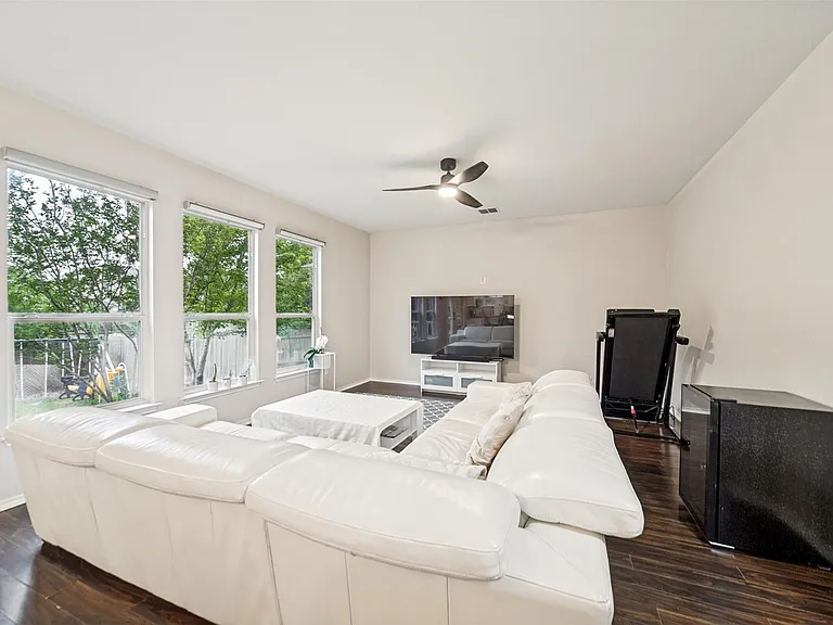 22911 Cardigan Chase — Photo 2