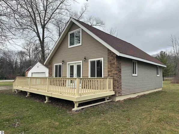 2222 Pine River Rd, Standish, MI 48658