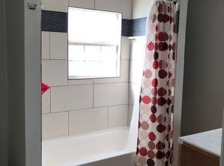 90 Gene McGill Ln, Seadrift, TX 77983