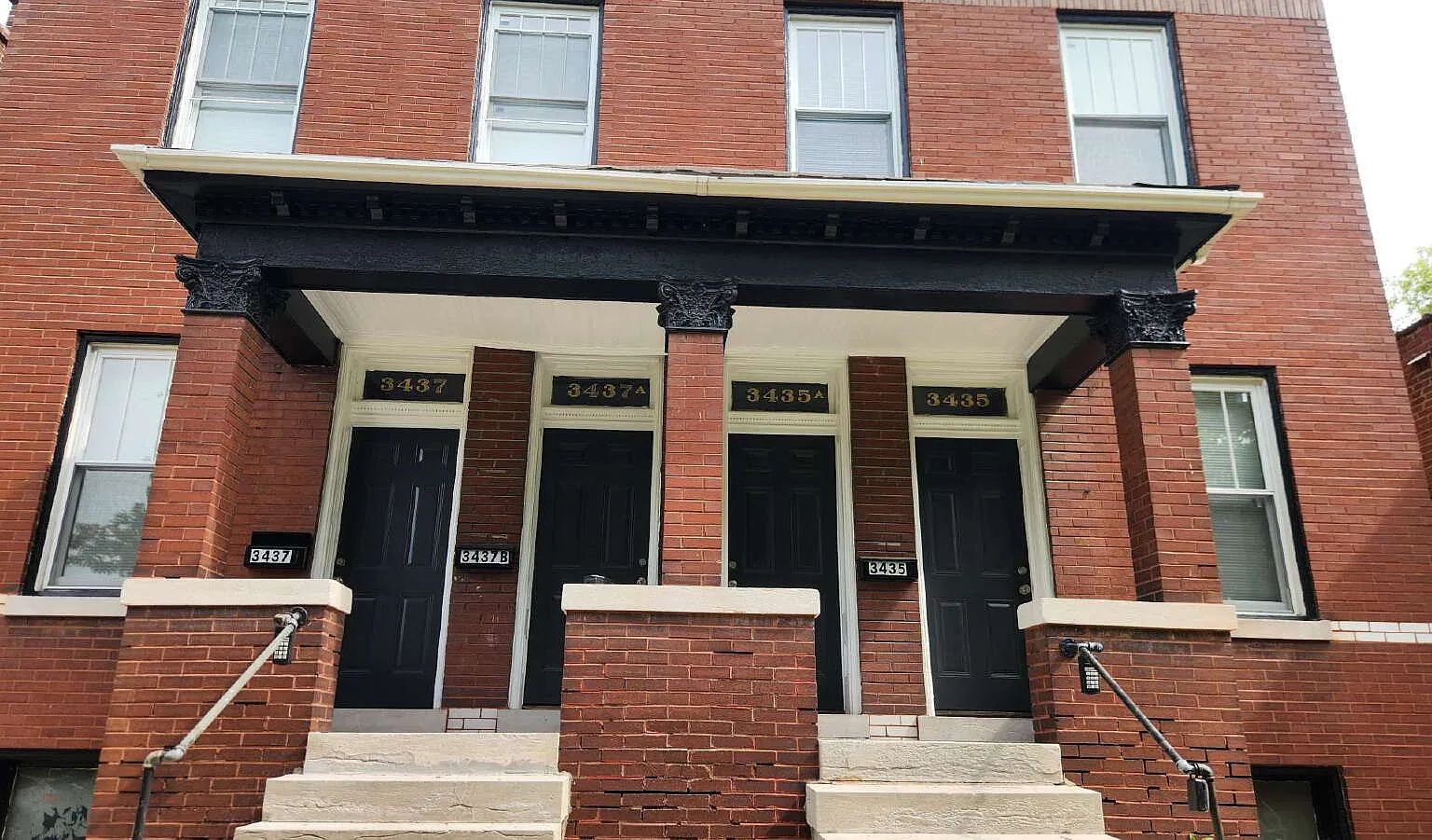 1 bed, 1.0 bath, $750 — Photo 2