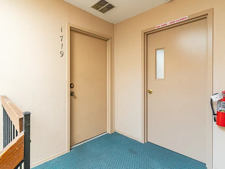 1719 Raspberry Ct #1719 — Photo 20