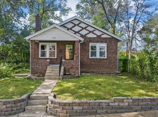 7912 Thomas Ave, Saint Louis, MO 63117