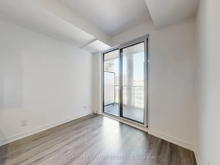 20 Edward St #1419 — Photo 10