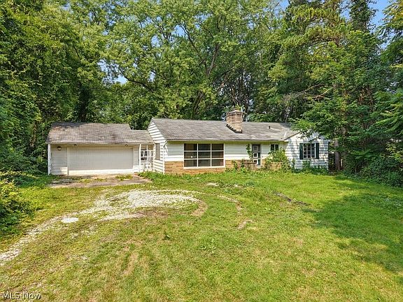 2nd image of 8658 Riverview Rd