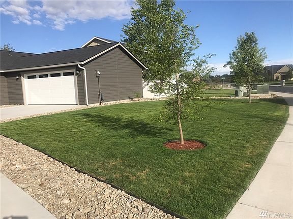 5th image of 639 N Bluff West Dr