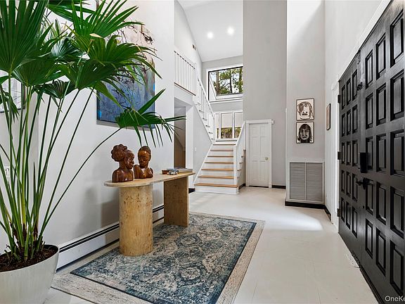 3rd image of 205 Polly Pk Road