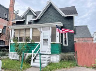 190 Green St #190, Jamaica Plain, MA 02130