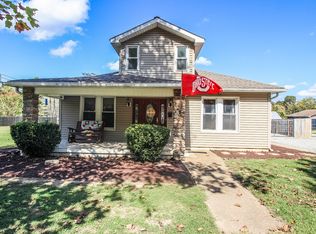311 E Main St, Waverly, TN 37185