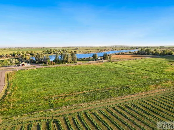 L1b2 E #650-N, Roberts, ID 83444