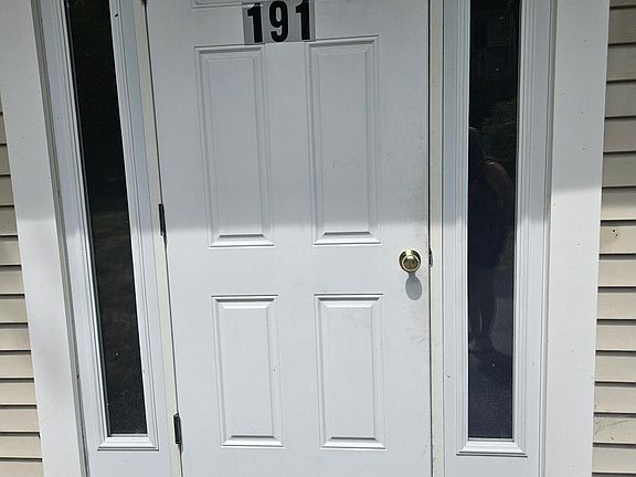 2nd image of 191 Russell Street #4