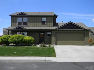 983 SW 25th Ln, Redmond, OR 97756