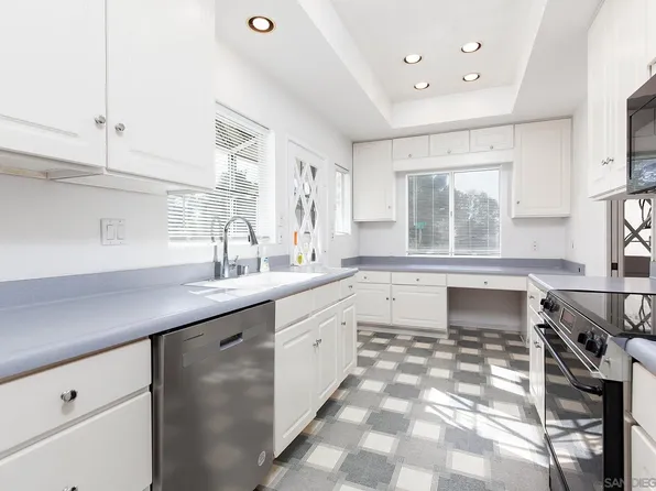 5030 July St, San Diego, CA 92110