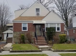 22306 134th Rd, Jamaica, NY 11413